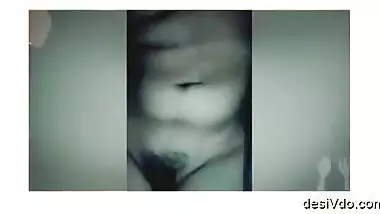 Desi Girl Showing On Video Call 2 Clips Part 2