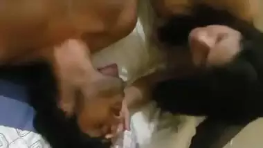 Girlfriend sucking balls and dick of lover viral xxx