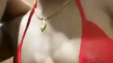 Indian sex MMS of a romantic couple fucking