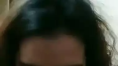 Intense deep throat blowjob MMS of a sexy Delhi girl Riya