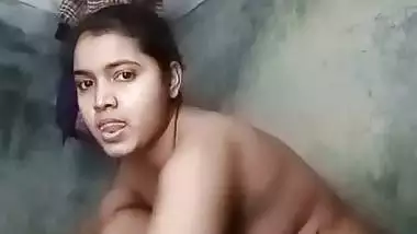Village girl pissing and bathing unseen desi xxx