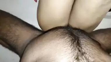 Indian college girlfriend horny to get fucked