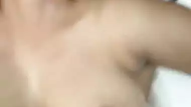 Sex with moans by horny Indian girlfriend MMS