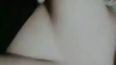 Desi cutie boobs show selfie video making viral MMS