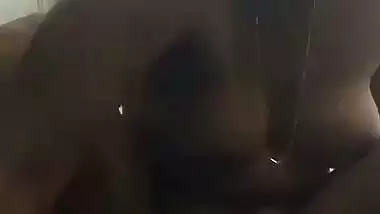Tamil xxx MMS of a desi couple fucking in a hotel room