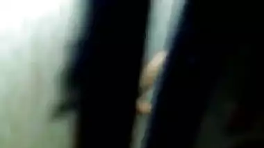 Bhabhi catches peeping tom after bath nude show