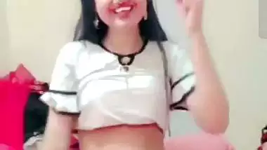 Young Indian girl’s stripping video call sex video