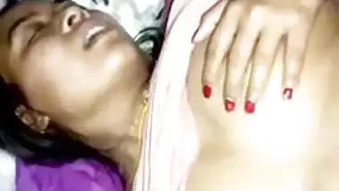 Assamese girl’s first desi chudai with her lover
