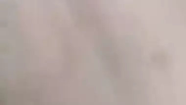 Desi xxx MMS of a village lady fucking like a slut