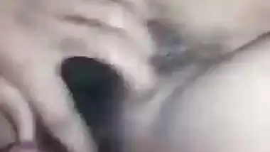 A guy fucks a village girl’s hairy pussy in the desi porn