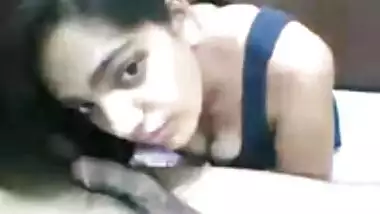 Andhra girl giving blowjob to boyfriend on webcam