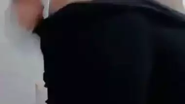 Sexy, big boob babe shows her big ass in nude MMS