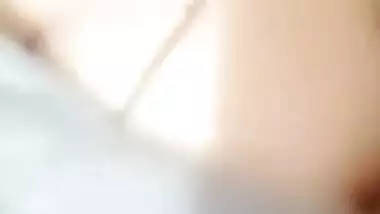 Desi Sexy Girl Showing