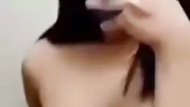 Live cam girl Riya nude video recorded by client